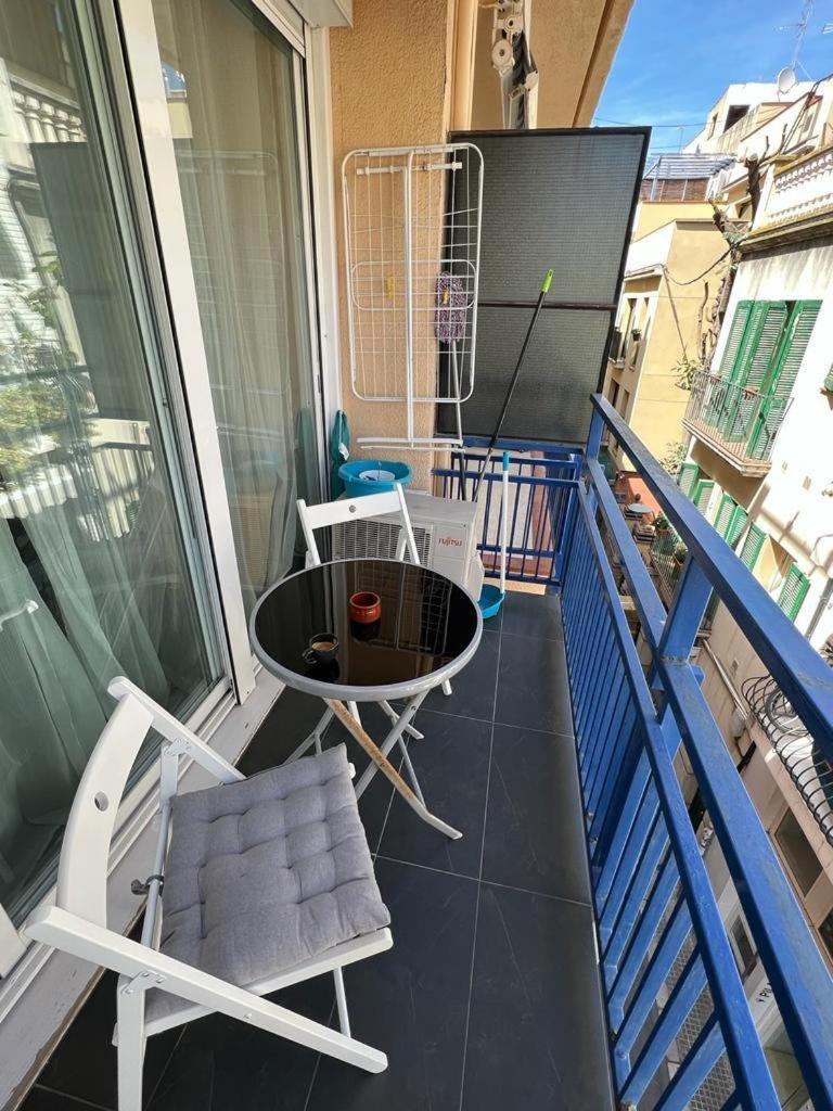 Sunny Flat In Sitges 30 Seconds To Beach, Balcony & Sea Views! Exterior foto